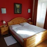 Le Chatelet 3*