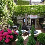 Le Chatelet מלון 3*