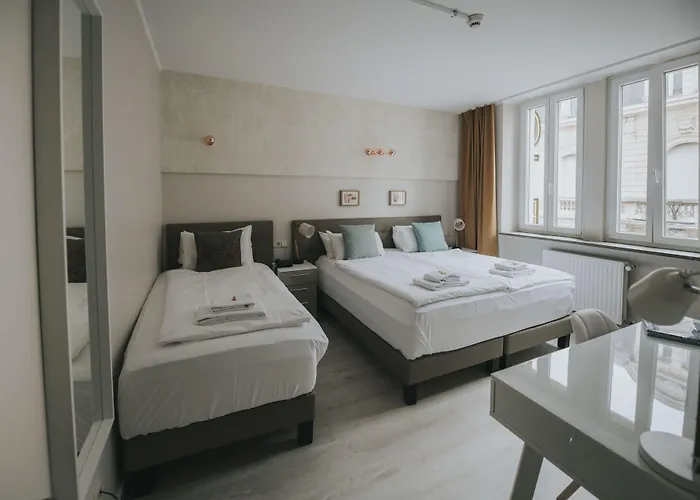 Le Chatelet Hotel 3*