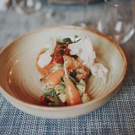 Le Chatelet Hotel 3*