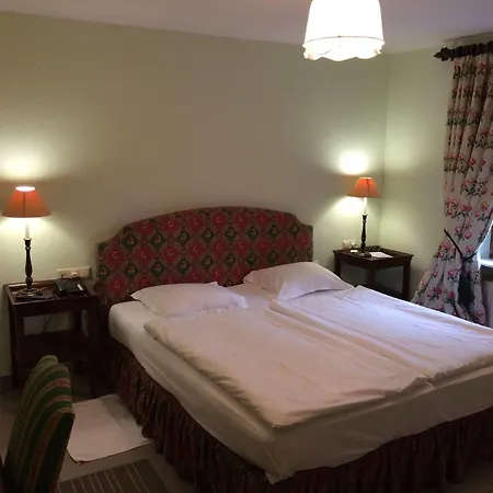 Le Chatelet Szálloda Luxemburg