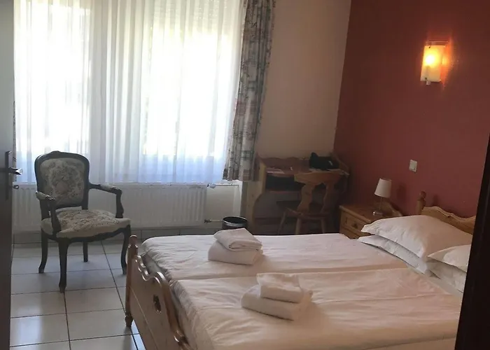 Ξενοδοχείο Le Chatelet 3*