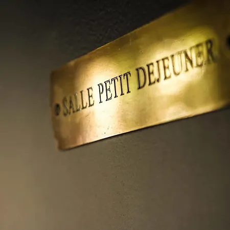 Le Chatelet Hotel 3*